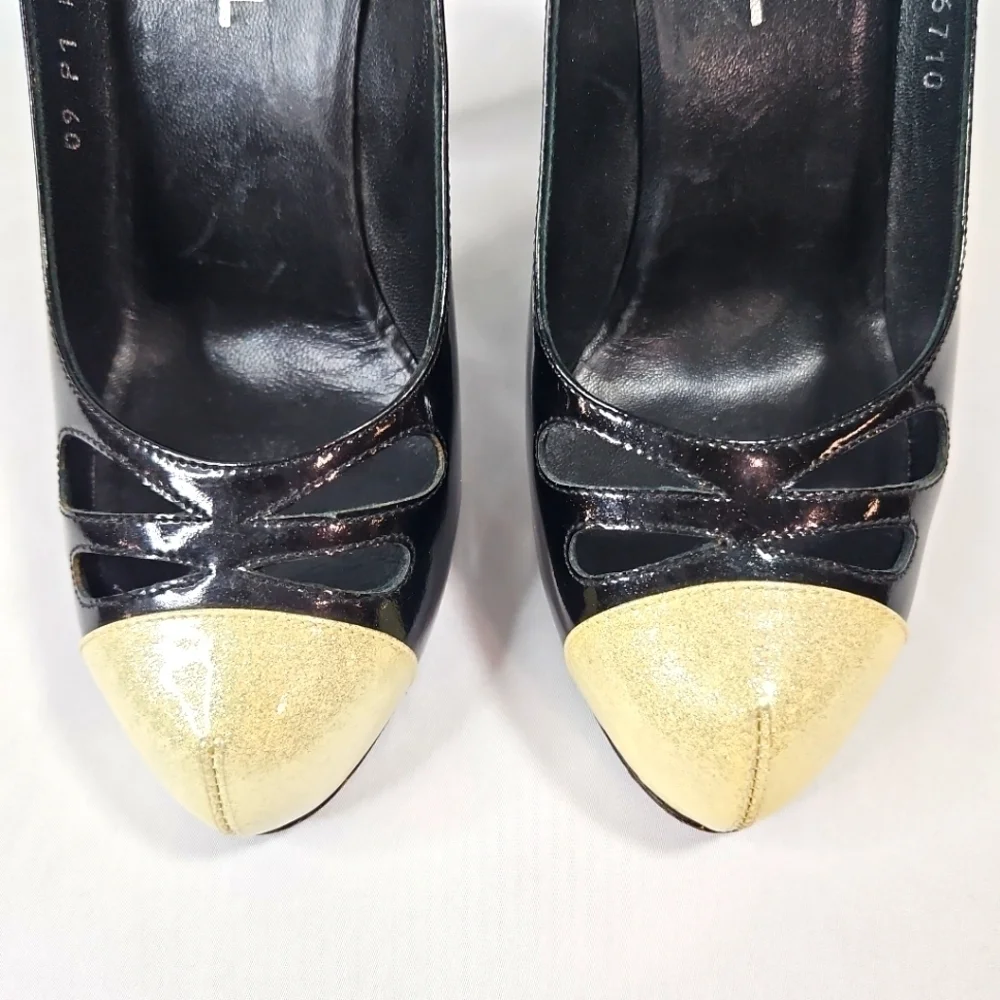 Chanel Black Patent Leather Heels Sz 39
